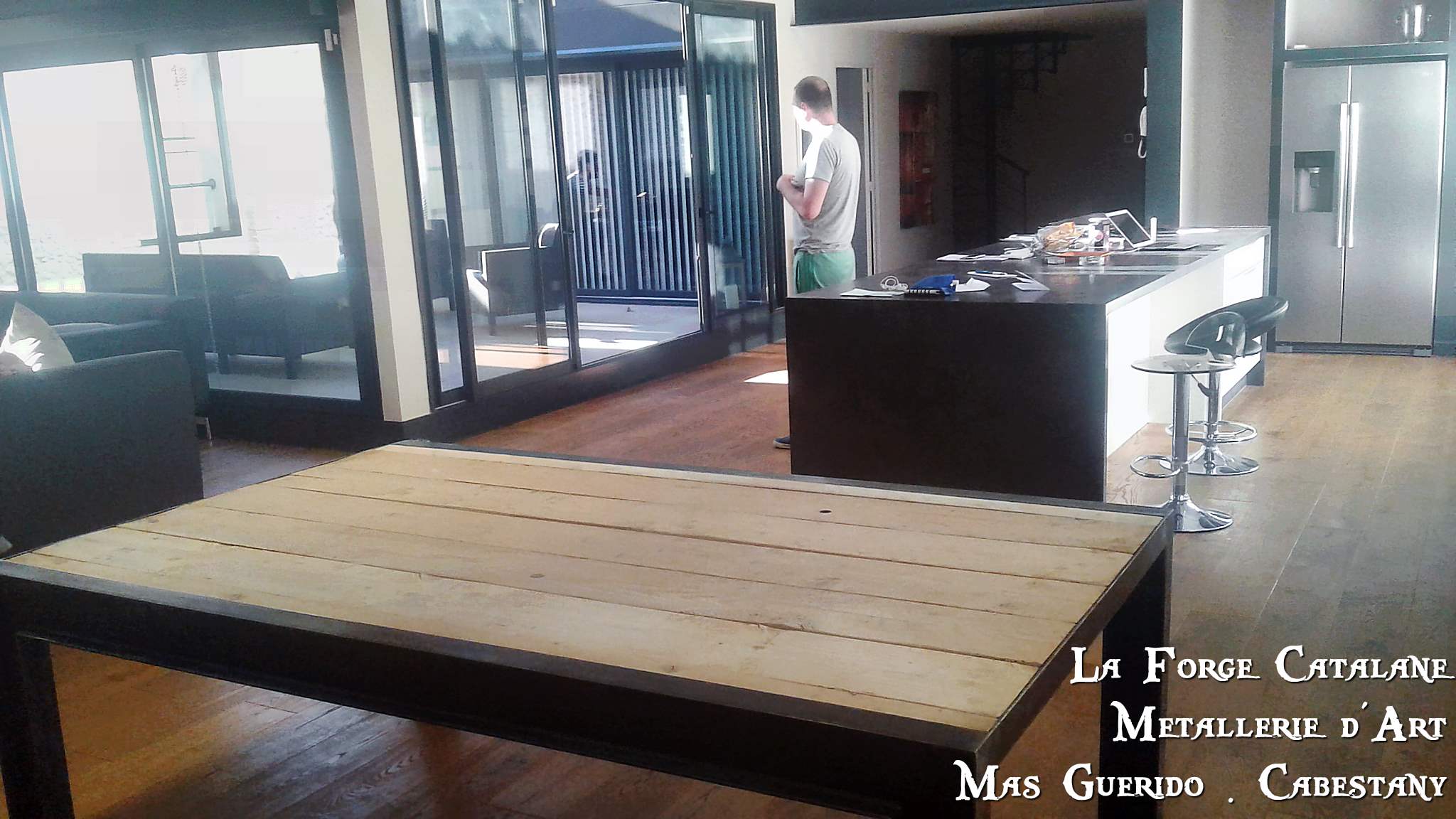 table basse industrielle ipe ipn plateau planches coffrage forge catalane 2.jpg